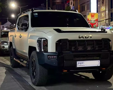 Xe bán tải đầu tiên của Kia bất ngờ xuất hiện tại Việt Nam
